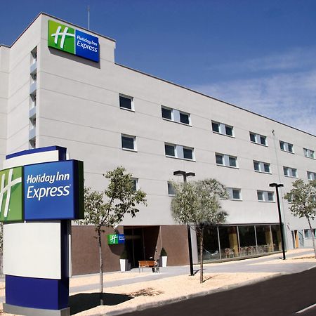 Holiday Inn Express Madrid-Getafe By Ihg Экстерьер фото