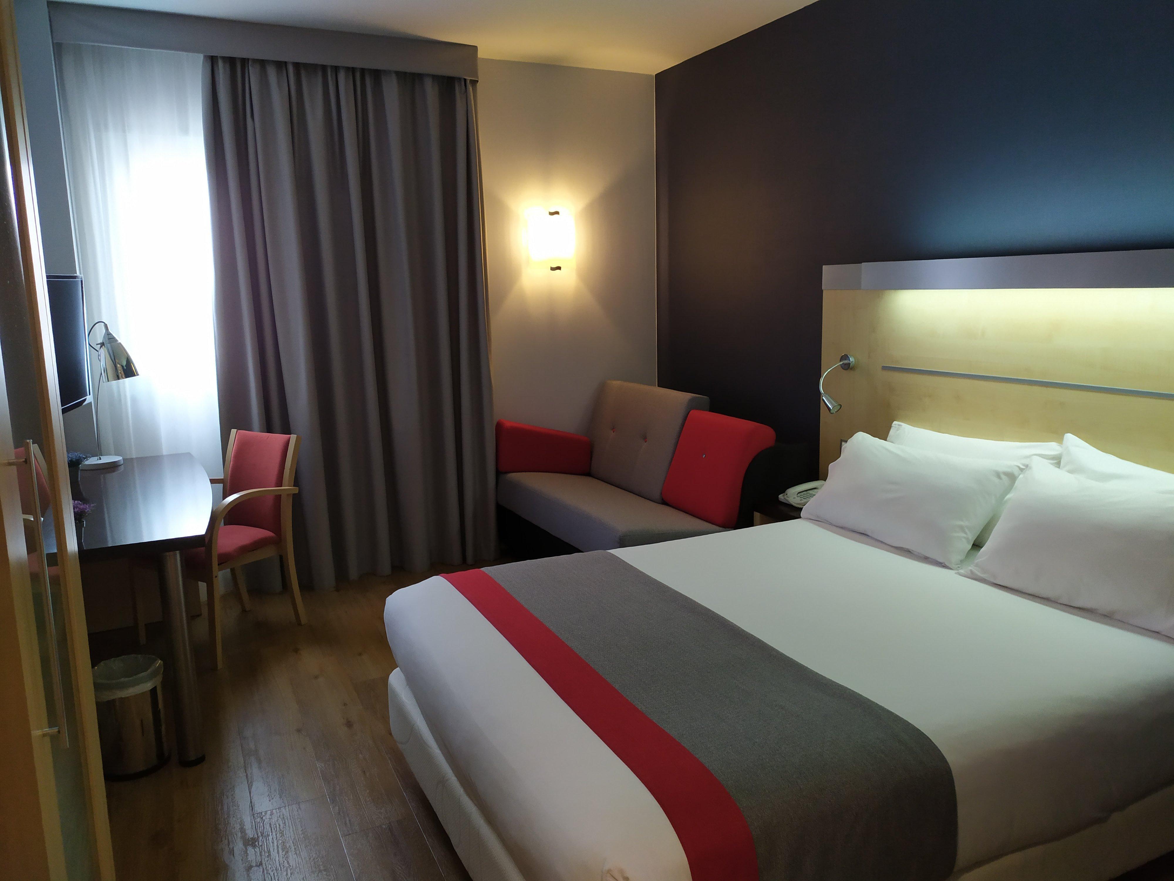 Holiday Inn Express Madrid-Getafe By Ihg Экстерьер фото