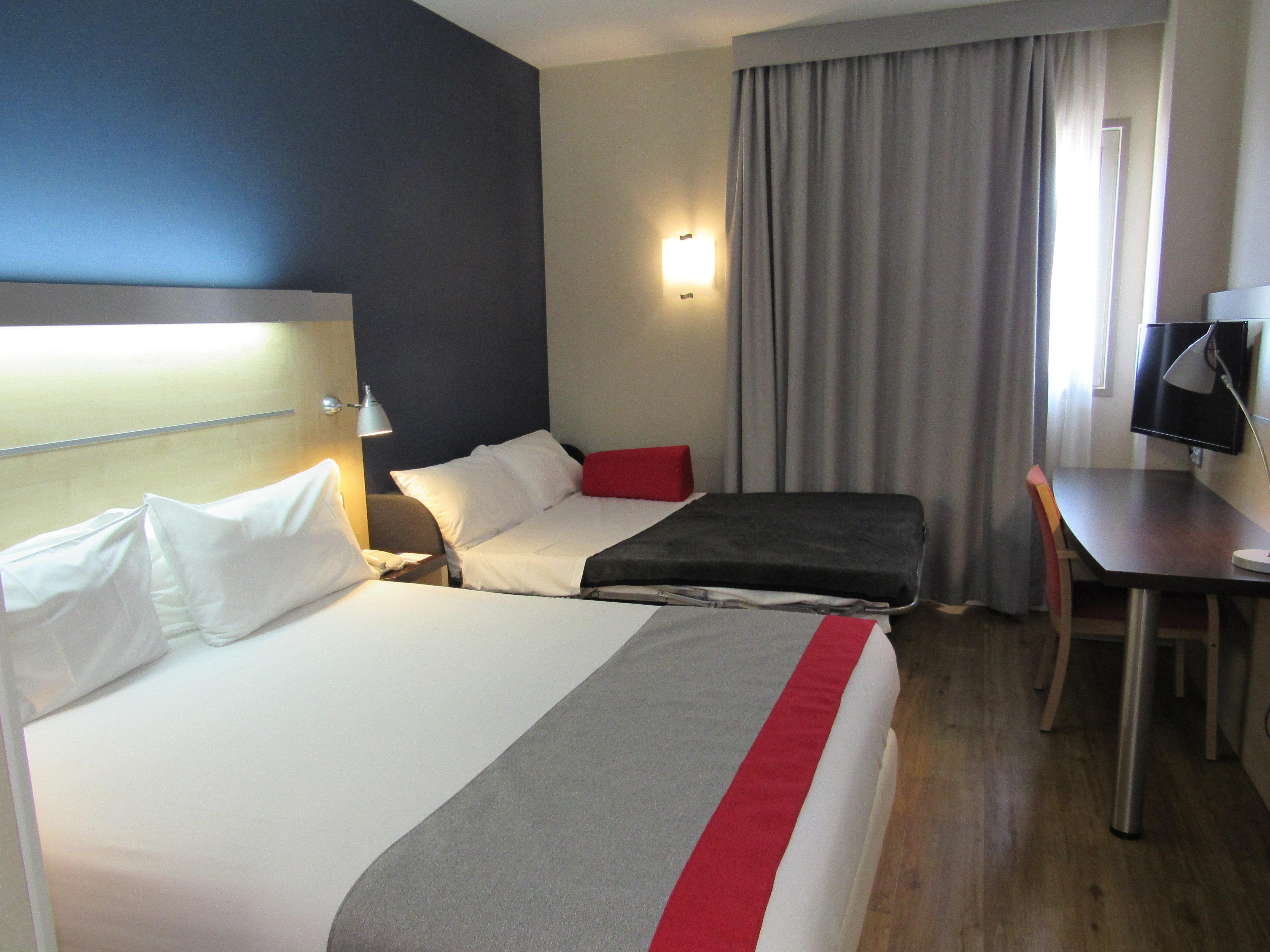 Holiday Inn Express Madrid-Getafe By Ihg Экстерьер фото