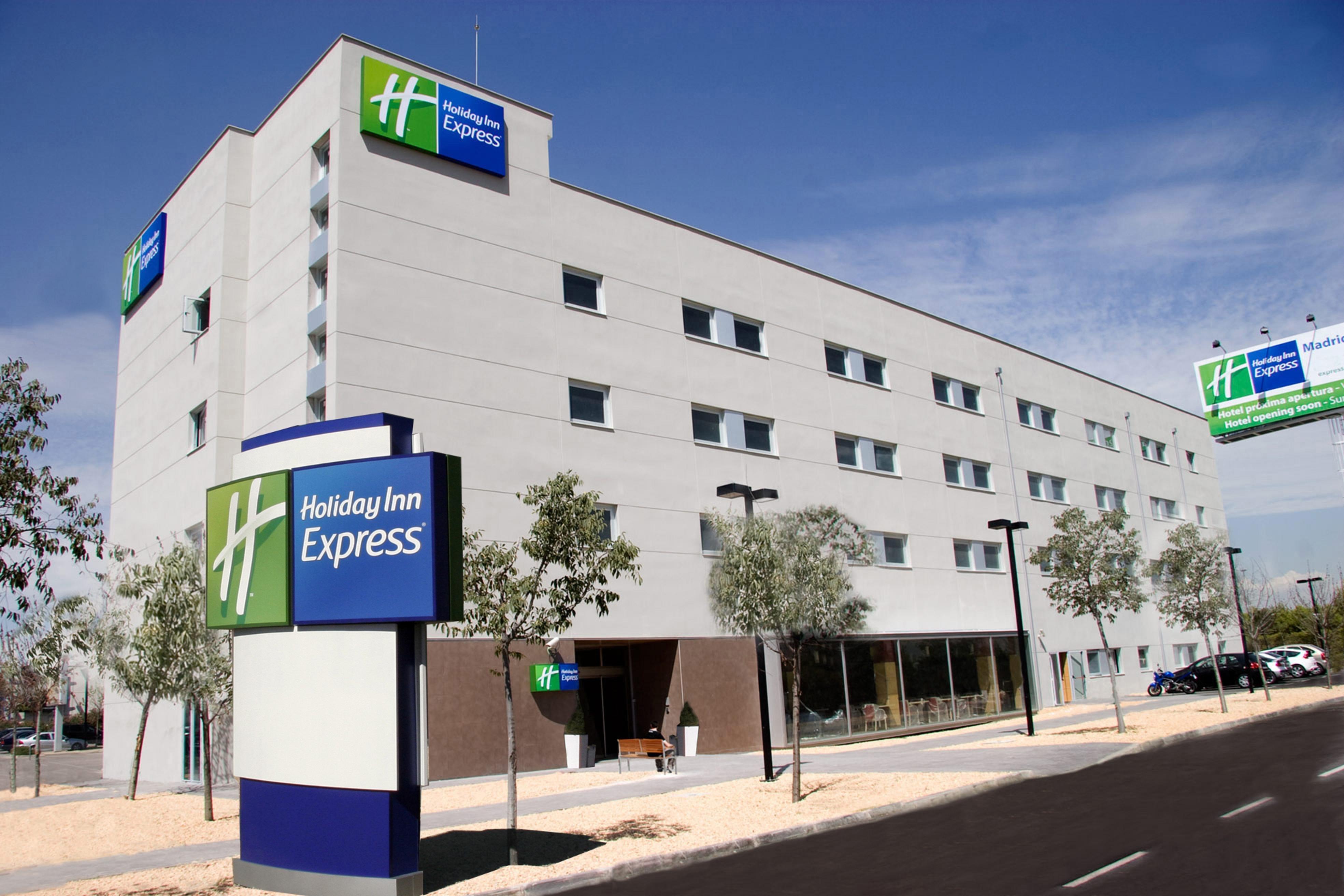 Holiday Inn Express Madrid-Getafe By Ihg Экстерьер фото